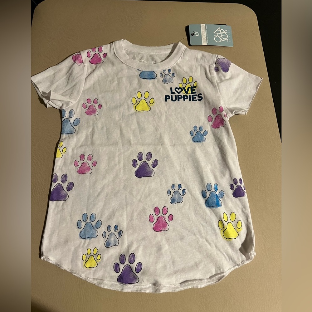 Chaser White T-shirt with Love puppies and colorful paw prints size 6 NWT